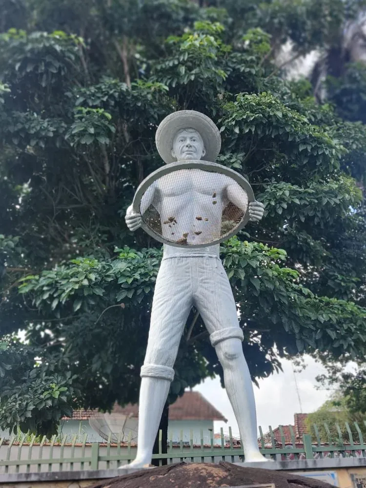 Aniversário da cidade e o garimpeiro