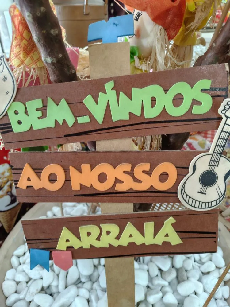 Nainôra Freitas - Começou a temporada de Festas Juninas