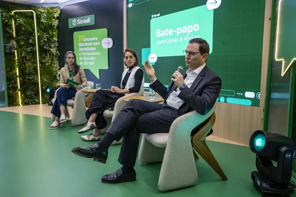 Sicredi promove debate sobre o impacto do cooperativismo no Bem-Estar Financeiro da sociedade 